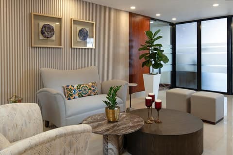 Centro Plaza Hodelpa, Lobby