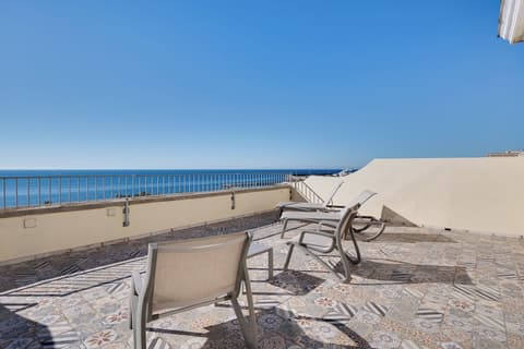 Hotel de La Ville, View from room