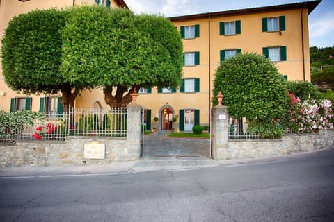Hotel Villa Marsili, Front of property