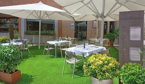 Hotel San Juan de los Reyes, Reception