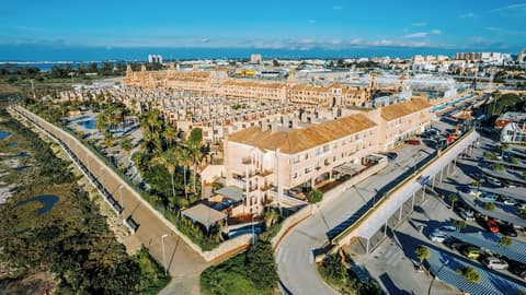 Hotel Bahía Sur, Exterior