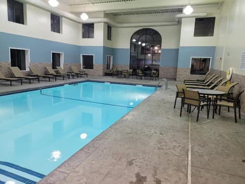 Holiday Inn Express Hotel & Suites Buffalo-Airport by IHG, Pool