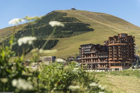 Pierre & Vacances Residence L'Ours Blanc, Exterior