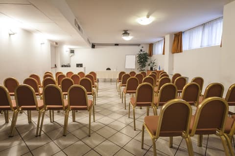 Hotel Donizetti, Meeting facility