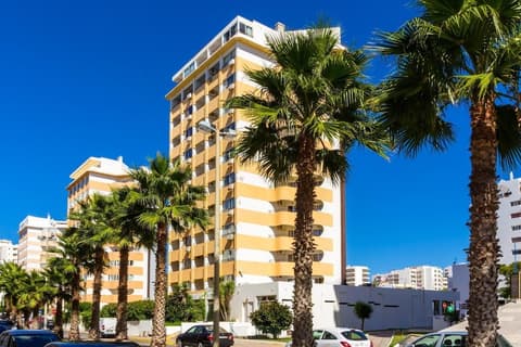 Hotel Atismar, Exterior