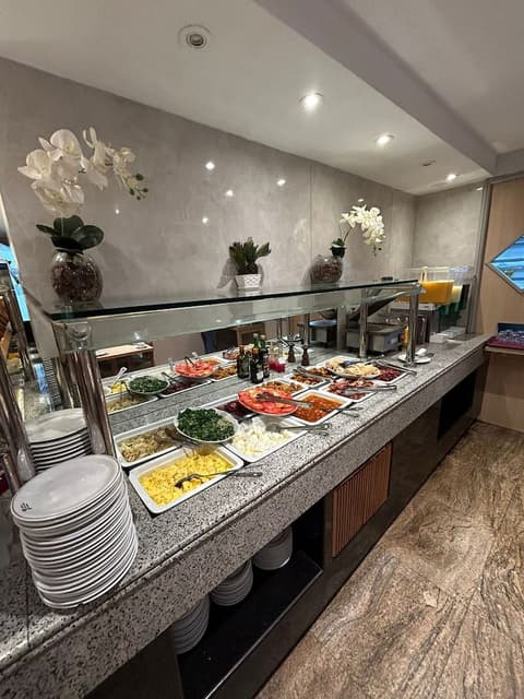 Real Palace Hotel, Coffee and/or coffee maker