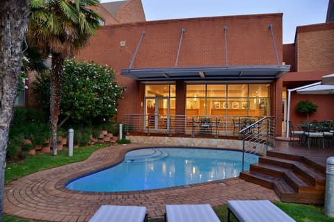 Road Lodge Sandton Grayston Drive, Outdoor pool