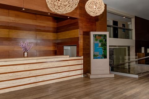 Smart Cancun The Urban Oasis, Reception