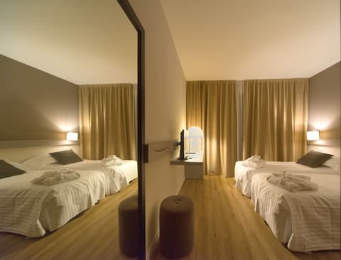 Hotel De la Ville, Room