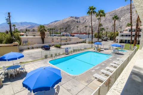 Motel 6 Palm Springs, CA - Downtown, Pool