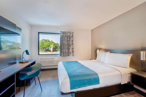 Motel 6 Fort Lauderdale, FL, Room