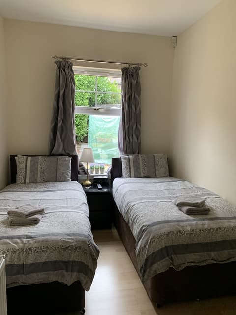 Acer Lodge Guest House, Room