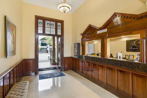 Quality Hotel Regent Rockhampton, Lobby