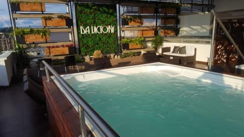 Isa Victory Hotel Boutique, Indoor spa tub