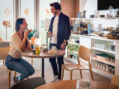 Aparthotel Adagio Access Paris Massy Gare TGV, Breakfast area