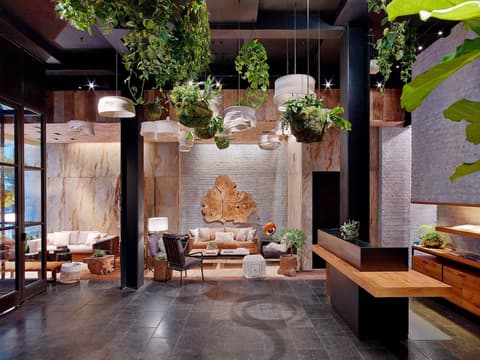 1 Hotel Central Park, Lobby