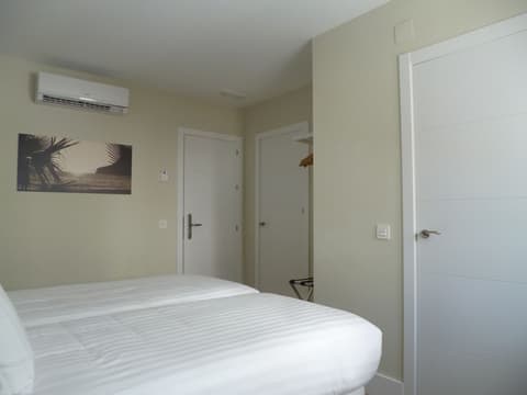 H.Boutique la Caleta bay, Room