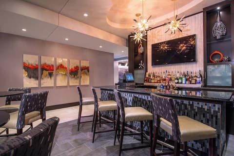 Fairfield Inn & Suites Boston Cambridge, Lobby