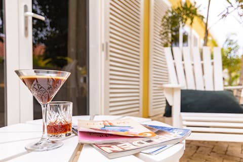 Bayside Boutique Hotel - Blue Bay Golf & Beach Resort, Terrace/patio