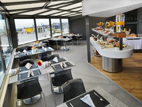 Misa Hotel, Breakfast area