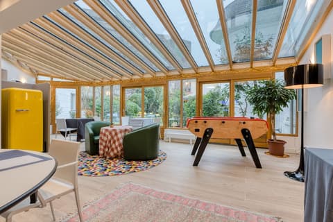 Hôtel du Jeu de Paume, Meeting facility