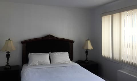 Duvernay Studios and Suites, Room