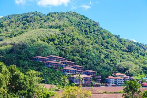 Hotel de Karon, Exterior