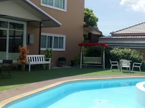 Le Parc Wangnang, Outdoor pool