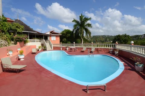 Verney House Resort, Outdoor pool