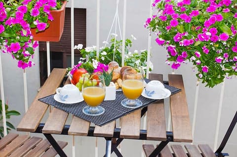 Miro Bed and Breakfast, Outdoor dining