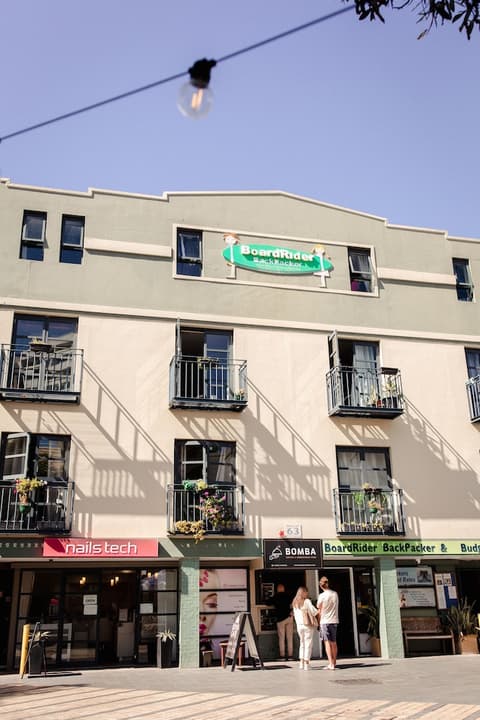 Boardrider Backpacker & Budget Motel, Front of property