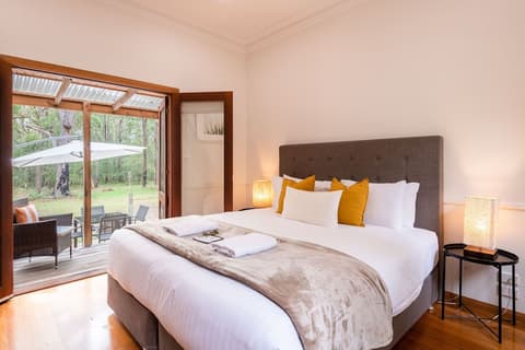 Bay and Bush, Jervis Bay, Room