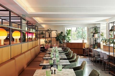 The Level at the Melia White House, Restaurant