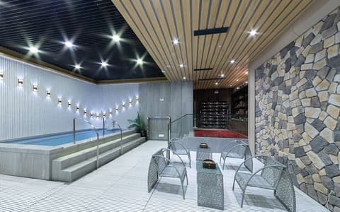 Palm Spring Hotel, Spa