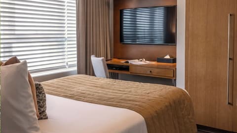 Aruga Apartments by Rockwell Makati, Room