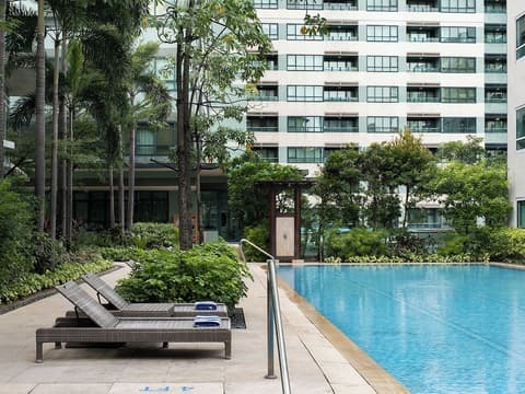 Aruga Apartments by Rockwell Makati, Outdoor pool