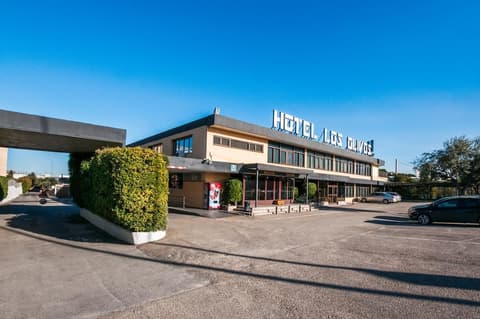 Hotel Los Olivos, Exterior