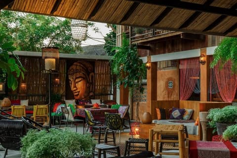 Baan Suan Residence, Lobby sitting area