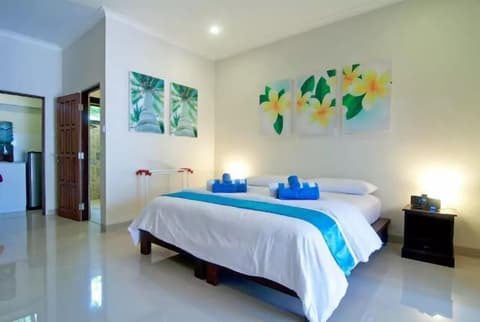 Lovina Oasis, Room