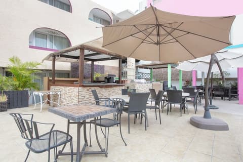 Capital O Hotel Dos Mares, Cabo San Lucas, Restaurant