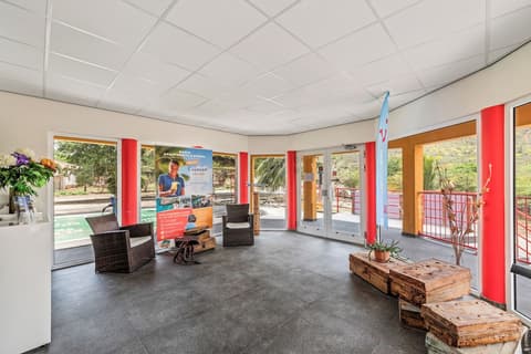 Bahia Apartments & Diving, Reception