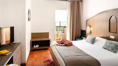 TUI SUNEO Royal Kenz, Room