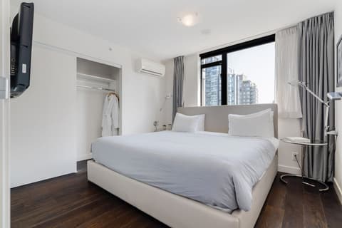 Level Vancouver - Yaletown Seymour, Room