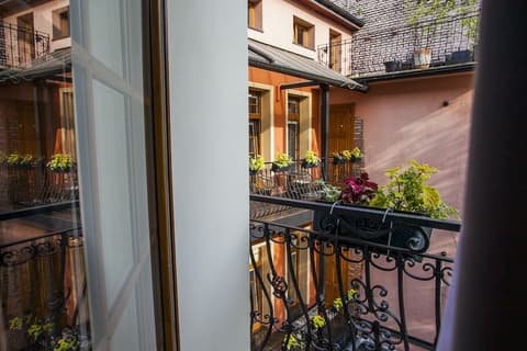 Aparthotel Oberza, Front of property