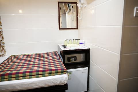Holland Guest House, Room