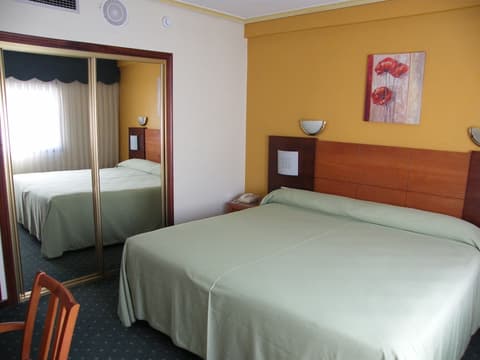 Virgen del Camino, Room