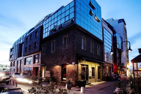 Diamond Suites, Front of property - evening/night