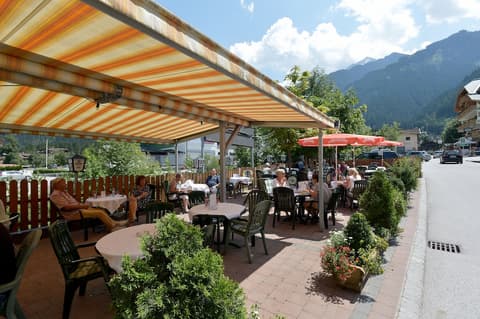 Hotel Gasthof Brücke, Outdoor dining