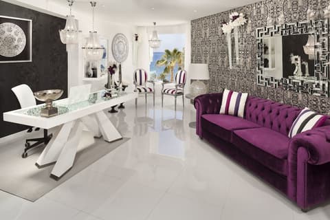 Lani's Suites de Luxe, 