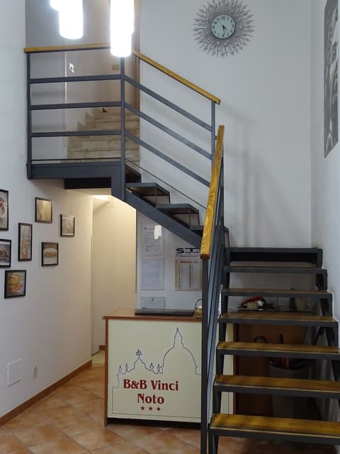 B&B Vinci, Property entrance